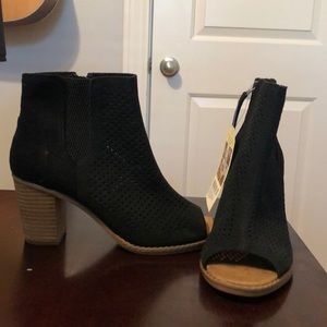 Toms Booties